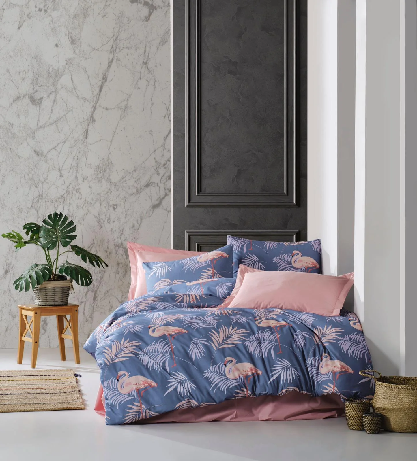 🦩 Flamingo Breeze Collection